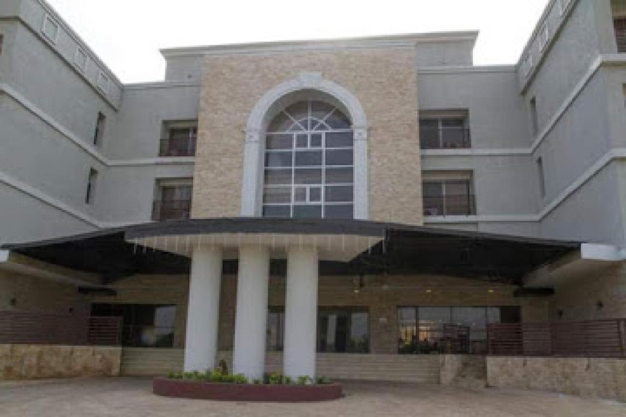 Room In Lodge - Full Moon Hotel Owerri Extérieur photo